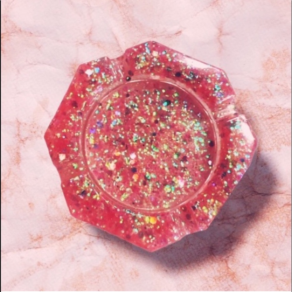 🌸PINK ASHTRAY🌸